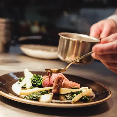 Petit By Schoenegg 호텔 4*