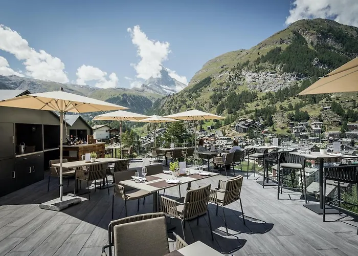 Hotel Petit By Schoenegg 4*