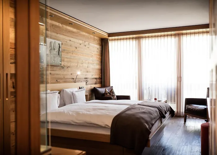 Hotel Petit By Schoenegg 4*