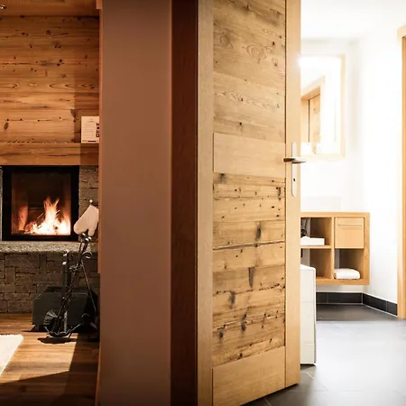 Petit By Schoenegg Hotell